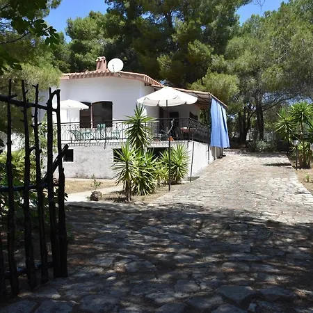 Mario & Nina - Portopino House Tatil Evi *